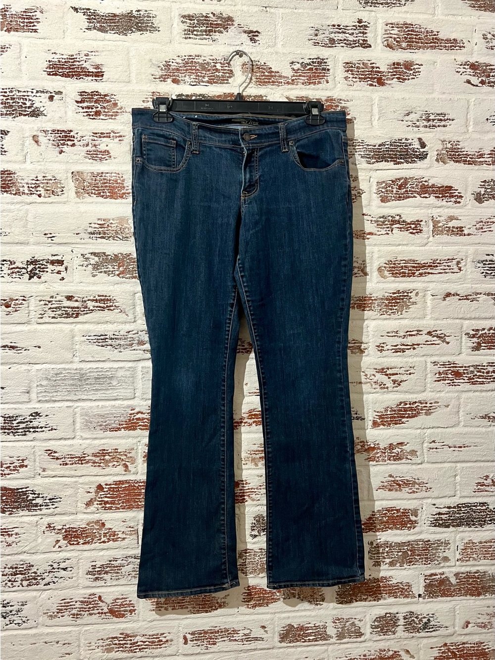 Old Navy The Diva Bootcut Jeans Women's Dark Wash Stretch Denim Low Mid Rise